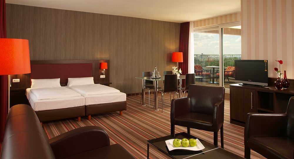 Leonardo Hotel Koeln Exterior photo